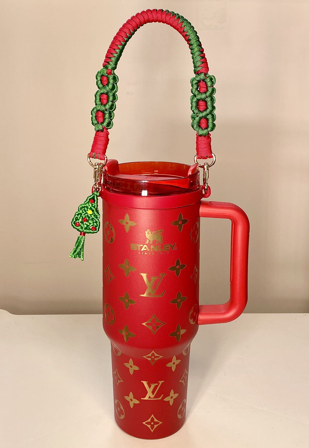 Christmas Braided Carry On Cup Strap