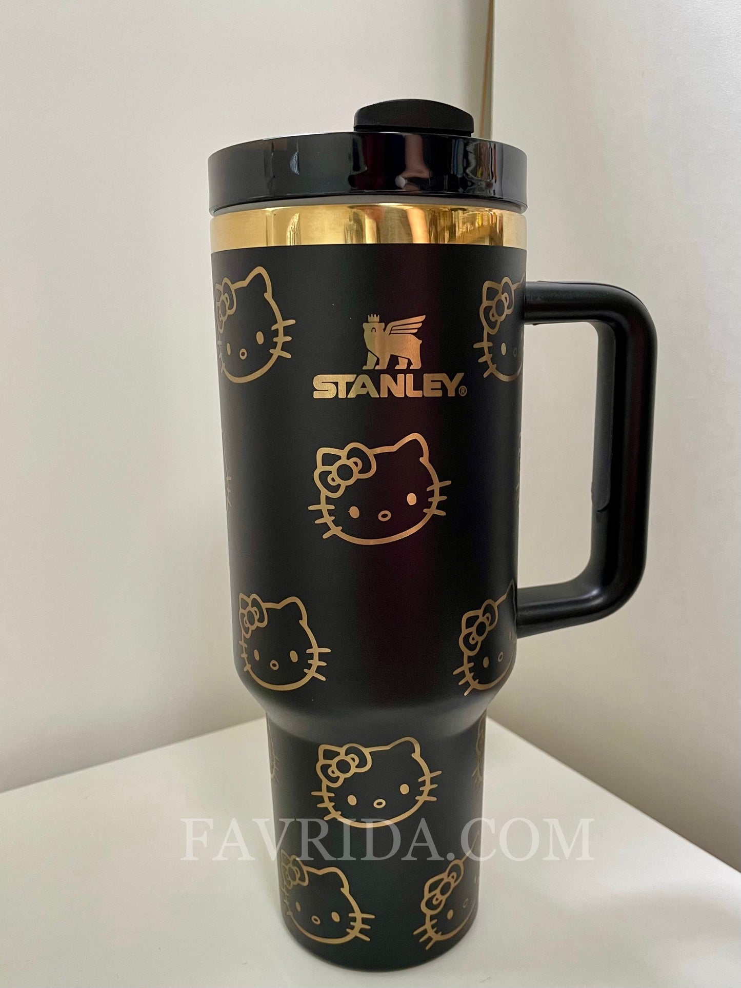 Hello Kitty Holographic In-Car Insulated Cup 40 OZ